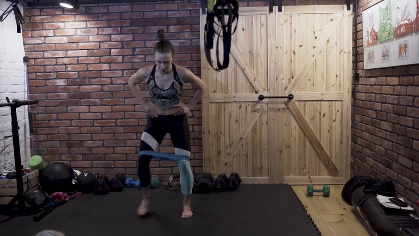 3. Trening z miniband